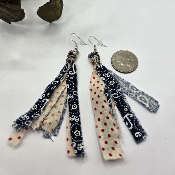 "5/$25" Frayed Rag Wire Wrapped Handmade Patriotic Dangle Earrings 925 Ear Wires - Picture 8 of 9